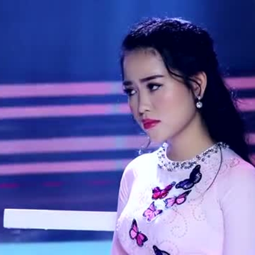 Trúc Ly - Đọc Tin Trên Báo (Thanh Sơn)